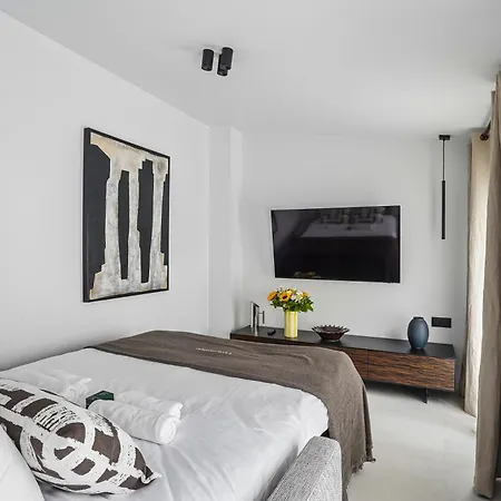 Lavie Maison - Sentier Centre Hotel 4*