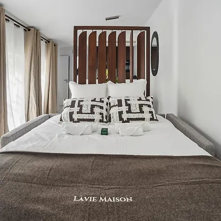 Hotel Lavie Maison - Sentier Centre 4*